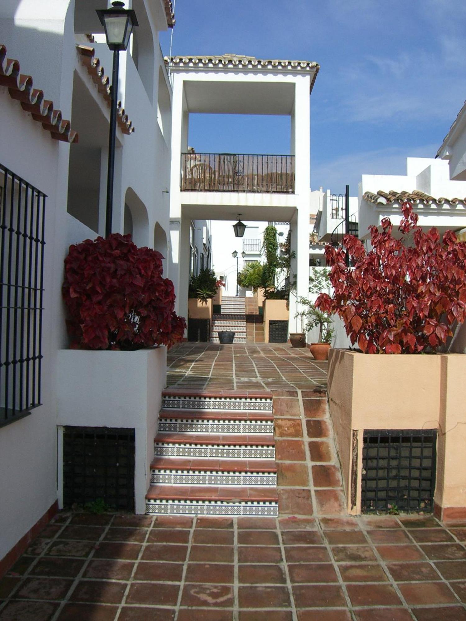 Aparthotel Playa Golf Benalmádena Esterno foto