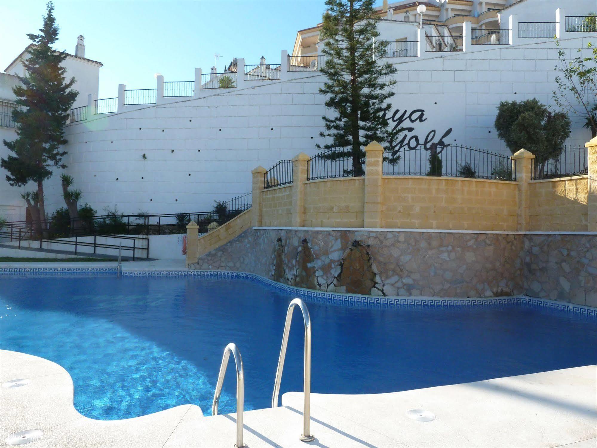 Aparthotel Playa Golf Benalmádena Esterno foto